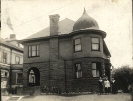 a large brick house color300